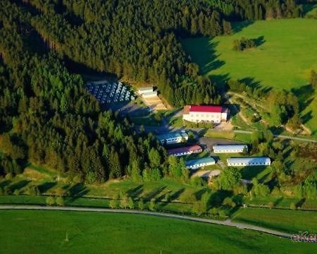 Отель Cyklocamp Pod Landstejnem Stare Mesto  Экстерьер фото